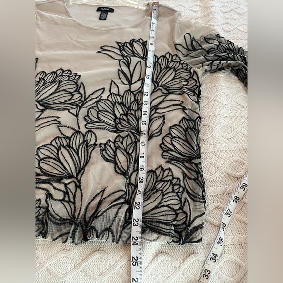Alfani Taupe Rayon Blend Embroidery Floral Sheer Sleeve women’s size medium - Picture 11 of 14
